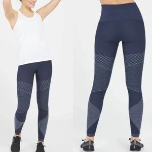 NWOT Spanx Look At Me Now Seamless Moto Leggings Indigo Sky